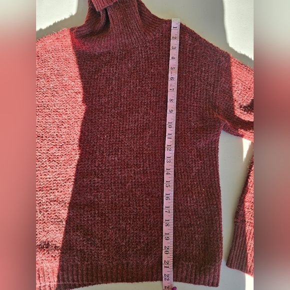 NWT ABOUND Rust Red Turtle Neck Soft And Stretchy Women's Size XS. - Picture 2 of 6